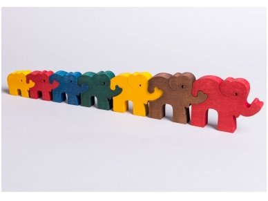 Puzzle "Seven Elephants"