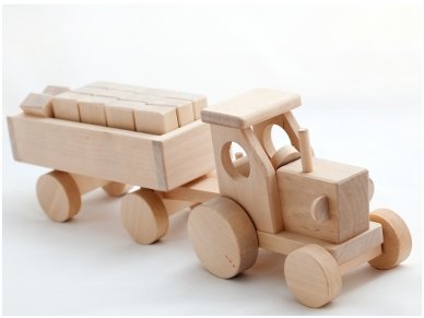 Tractor with blocks 1