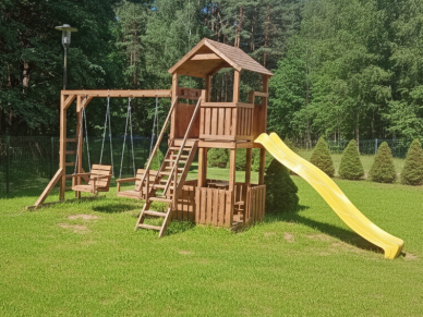 Žaidimų aikštelė su sūpynėmis ir čiuožykla 1